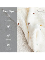 Load image into Gallery viewer, Light Gray Heart Pattern Knitted Baby Blanket