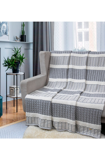 Knitted Cable With Chnille Stripe Texture Knit Luxry Throw