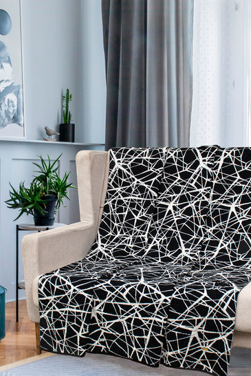 Knitted Scattered Pattern Throw