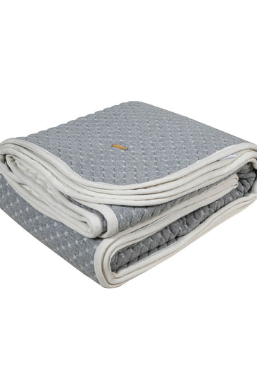 Knitted Grey Melange With Ivory 3D Quilted Throw