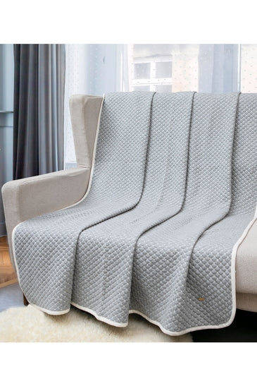 Knitted Grey Melange With Ivory 3D Quilted Throw