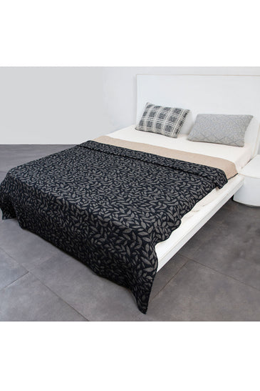 Knitted Decorative Quilted Blanket