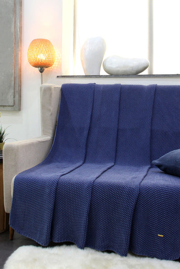 Knitted Moss Knit Denim Stone Wash Texture Throw