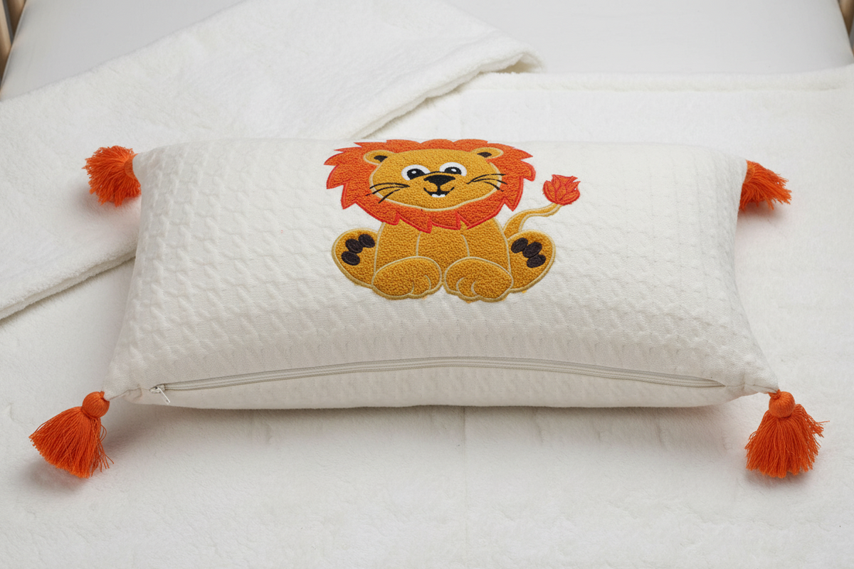 Pomme Lion Quilted Cushion Cover (Rectangular)