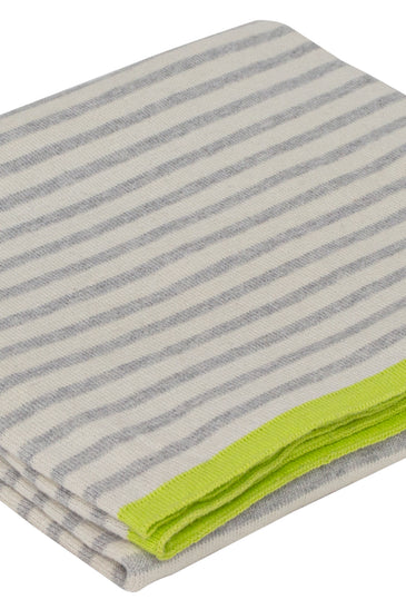 Kids Blanket With Cute Stripe Texture Pattern