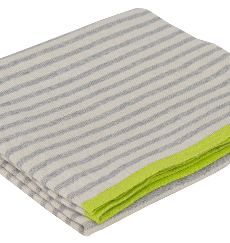 Kids Blanket With Cute Stripe Texture Pattern