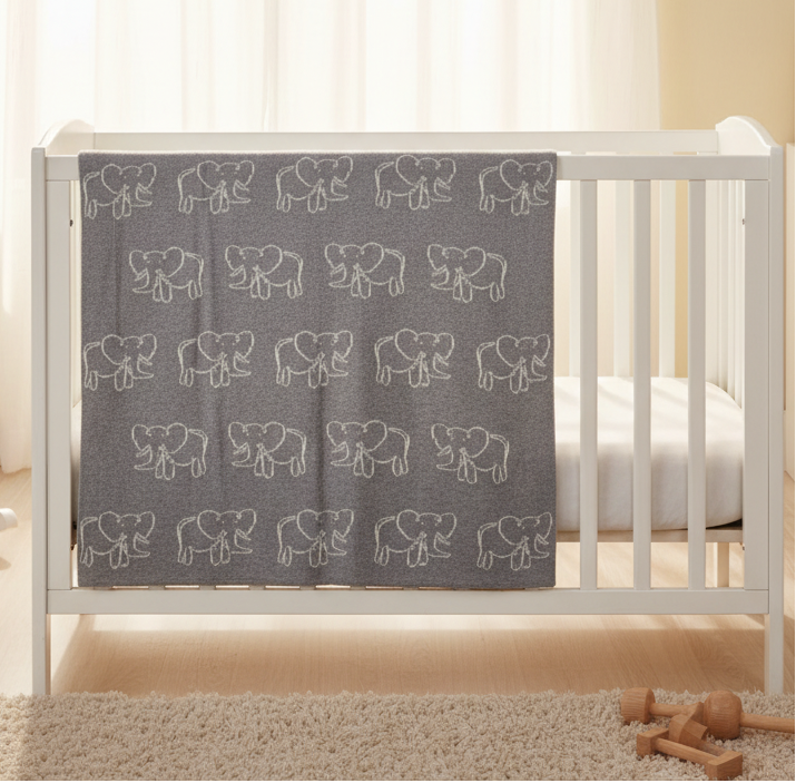 Pomme Knitted Gentle Elephant Reversible Baby Blanket (Grey)