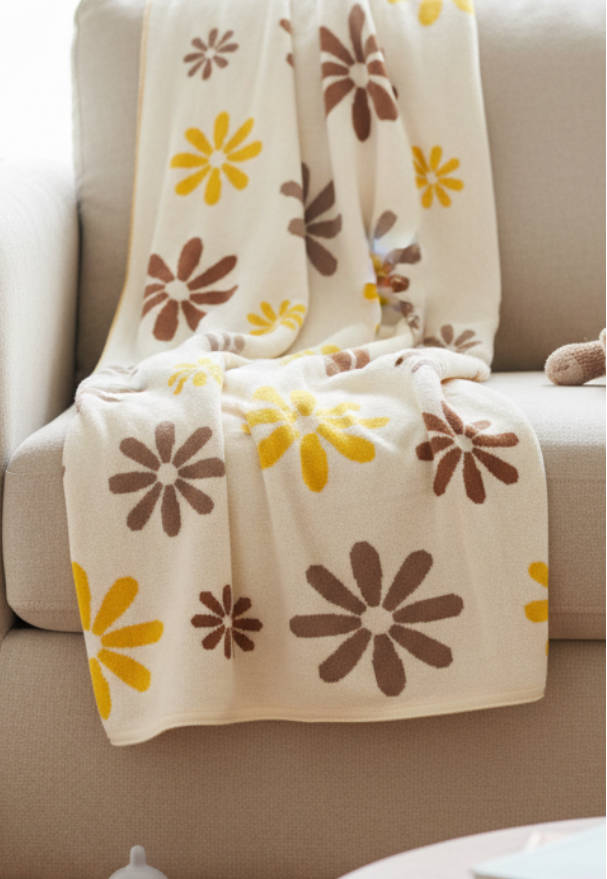 Pomme Cotton Knitted Retro Bloom Baby Blanket (Ivory)