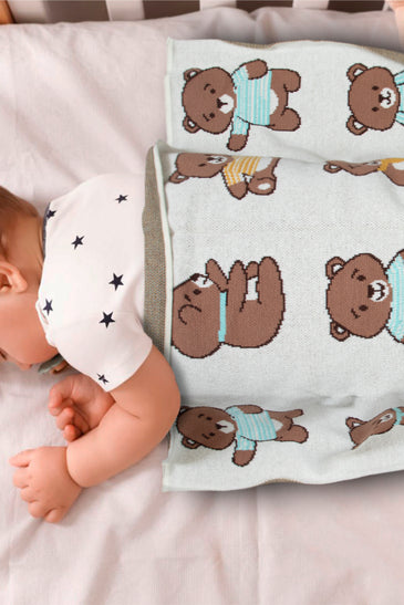 Kids Blanket With Cute Bear Pattern