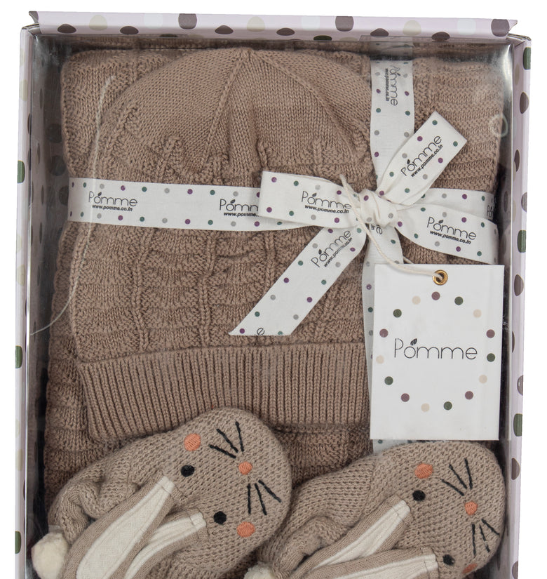 Knitted Baby Gift Set Ivory Lt. Khaki