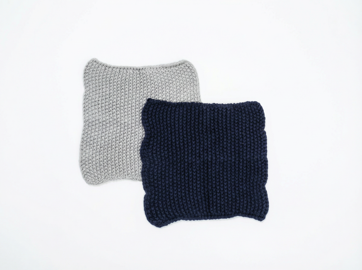 Pomme Pebble Knit Pot Holder (Navy/ Grey)