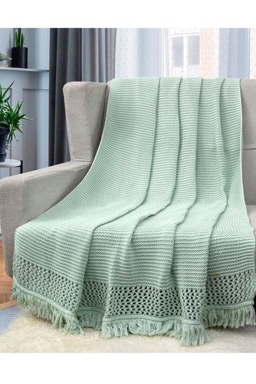 Knitted Green Texture Knit With Chunky Knit Throw