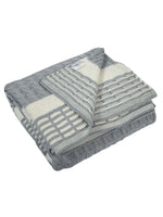 Load image into Gallery viewer, Knitted Cable With Chnille Stripe Texture Knit Luxry Throw