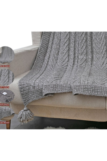 Knitted TEXTURE Knit throw Brown with tassels