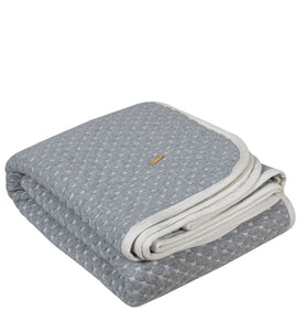 Knitted Grey Melange With Ivory 3D Quilted Throw