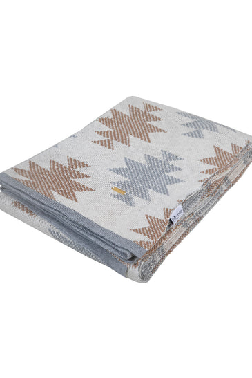 Knitted Grey Tanin AZTEC Throw
